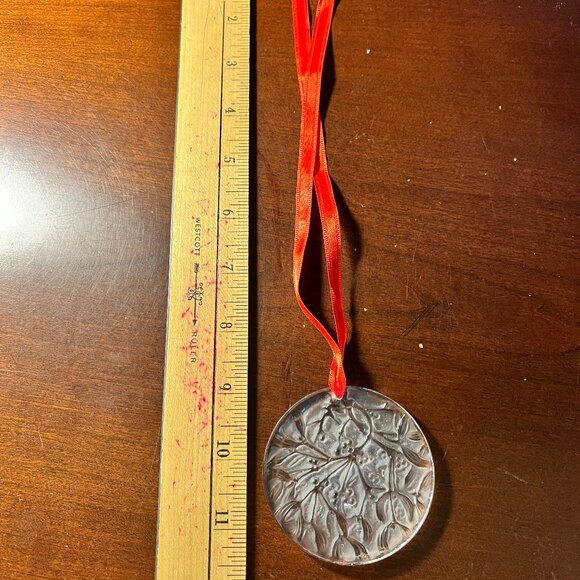 LALIQUE Clear Crystal Mistletoe Ornament - 1988 - Picture 7 of 8